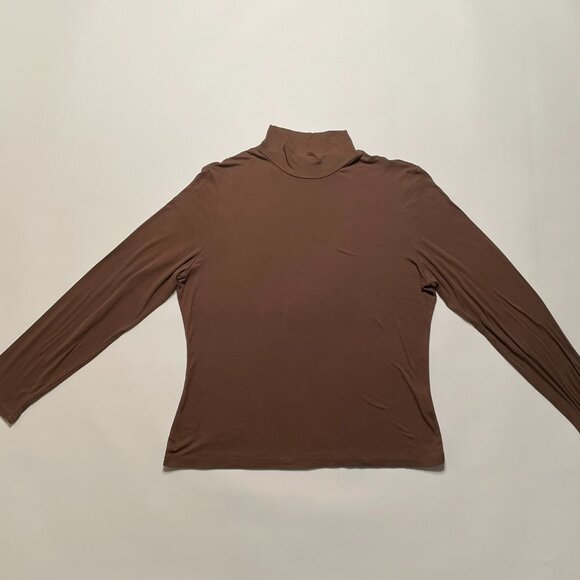 Curvy Size 2X! Cocoa Brown Turtleneck Top | Sleek Layering for Fall Capsules - Picture 3 of 10
